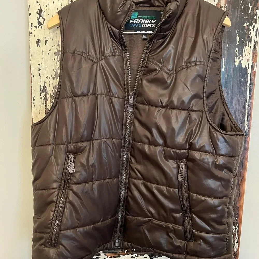 Men’s Franky Max 1991 slim fit outdoor vest.  Size 2XL.